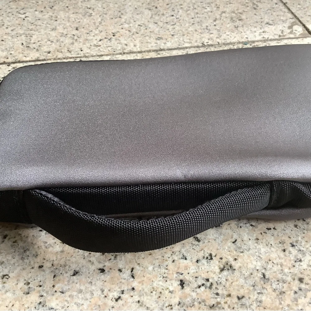 Cocoon mini iPad/accessories case